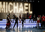 http://www.clopotel.ro/Michael-Jackson/muzica/michael-jackson-este-omagiat-in-serialul-glee_389