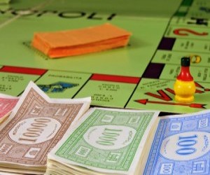 Ce stii despre jocul Monopoly? Iata cateva lucruri pe care poate nu le-ai aflat!