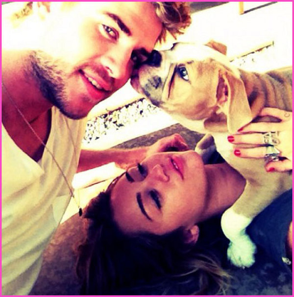 Miley Cyrus are o familie fericita
