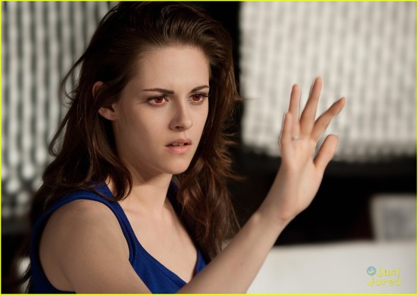 Kristen Stewart in rol de vampir