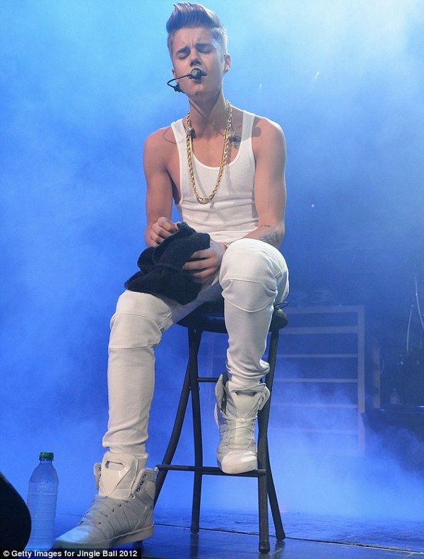 Justin a cantat la Tampa Jingle Ball