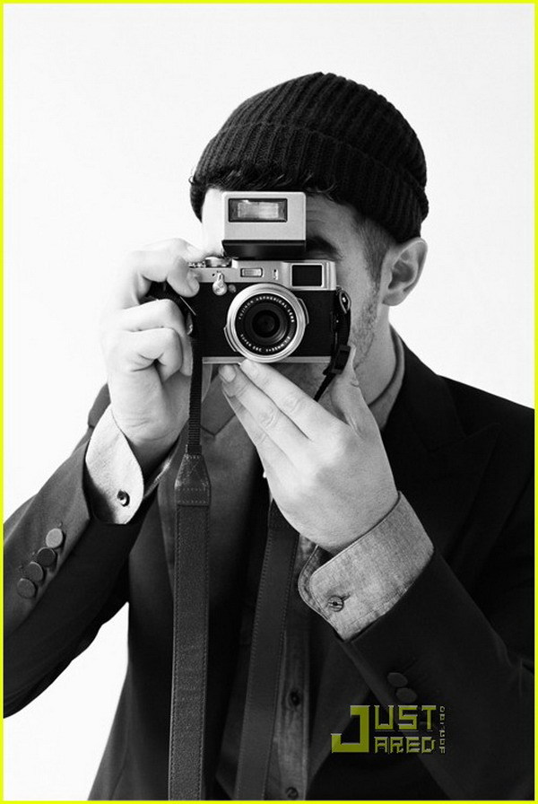 Joe Jonas se joaca de-a fotograful