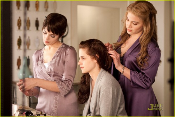 Kristen Stewart - Breaking Dawn