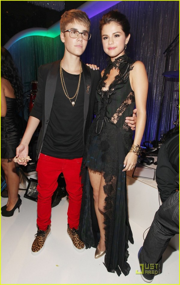 Selena Gomez si Justin Bieber MTV 2011