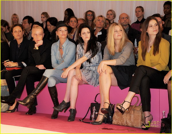 Kristen Stewart, prezentare de moda