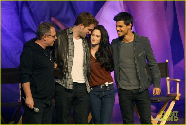 Robert Pattinson si colegii sai din saga Twilight