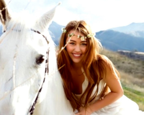 Miley ca o zana