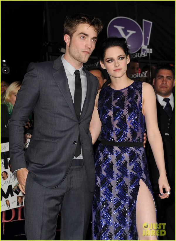 Kristen Stewart si Robert Pattinson la premiera filmului "Breaking Dawn"