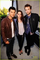 Kristen, Rob si Taylor la Teen Choice Awards 2012