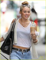 Miley Cyrus se plimba in Philadelphia