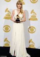 Taylor Swift a castigat un premiu Grammy