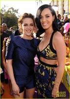 Kristen Stewart si Katy Perry la Kids Choice Awards 2013