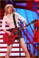 Taylor Swift a adus turneul 