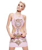 Miley Cyrus in roz pentru Elle