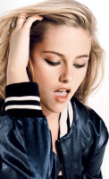 Kristen Stewart vopsita blond