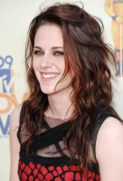 Kristen Stewart zambind