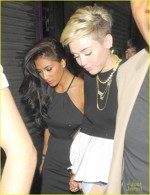 Miley Cyrus si Nicole Scherzinger