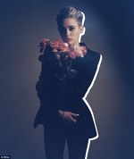 Miley Cyrus si trandafirii