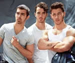 Jonas Brothers in revista 