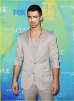 Joe Jonas - Teen Choice Awards 2011 1