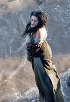 Kristen Stewart, Alba ca Zapada zgribulita de frig
