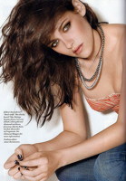 Kristen Stewart, pictorial pentru revista Glamour