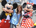 Miley la Disneyland