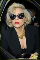 Lady Gaga seamana cu  Marilyn Monroe