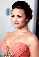 Demi Lovato la People's Choice Awards
