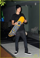 Justin Bieber si skateboard-ul sau