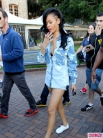 Rihanna are un nou look