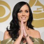 Katy Perry nu pleaca din casa fara servetele pentru bebelusi