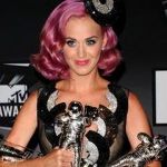 Katy Perry realizeaza un nou record muzical
