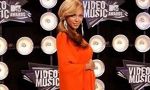 Sarcina lui Beyonce a crescut vanzarile albumului "4"
