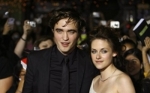 Robert Pattinson crede ca iubita lui arata ca un extraterestru
